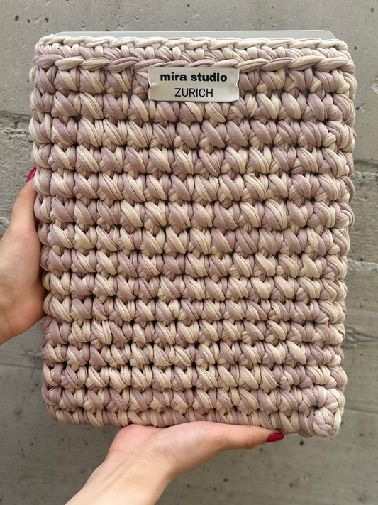 The Cappuccino Sleeve